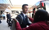 Ronaldo bảnh bao đặt chân đến Qatar dự World Cup 2022