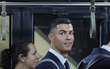 Ronaldo bảnh bao đặt chân đến Qatar dự World Cup 2022