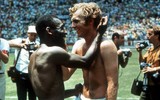 Sự nghiệp lẫy lừng của 'Vua bóng đá' Pele qua ảnh