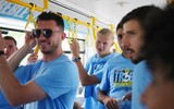 Toàn cảnh lễ diễu hành mừng cú ăn ba hoành tráng của Man City