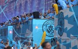 Toàn cảnh lễ diễu hành mừng cú ăn ba hoành tráng của Man City