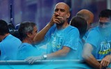 Toàn cảnh lễ diễu hành mừng cú ăn ba hoành tráng của Man City