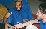Chelsea ra mắt áo đấu mới cực chất, lấy cảm hứng từ những năm 90