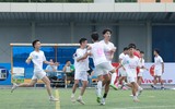 Chùm ảnh loạt trận 8h30 sáng 15-10
