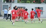 Chùm ảnh loạt trận 8h30 sáng 15-10