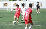Chùm ảnh loạt trận 14h00 chiều 15-10