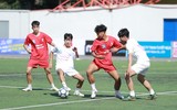 Chùm ảnh loạt trận 14h00 chiều 15-10