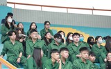 Muôn trạng thái cảm xúc cổ động viên bóng đá học sinh Hà Nội