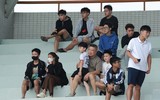 Muôn trạng thái cảm xúc cổ động viên bóng đá học sinh Hà Nội