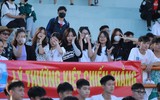 Muôn trạng thái cảm xúc cổ động viên bóng đá học sinh Hà Nội