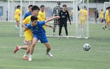 Chùm ảnh loạt trận 9h30 sáng 22-10