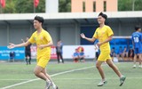 Chùm ảnh loạt trận 10h30 sáng 22-10