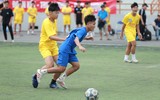 Chùm ảnh loạt trận 10h30 sáng 22-10