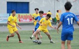 Chùm ảnh loạt trận 10h30 sáng 22-10
