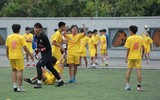 Chùm ảnh loạt trận 9h30 sáng 22-10