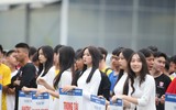 Vẻ đẹp tinh khôi và cuốn hút của nữ sinh Hà Nội