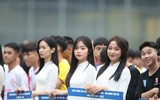 Vẻ đẹp tinh khôi và cuốn hút của nữ sinh Hà Nội