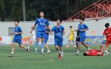 Chùm ảnh loạt trận 13h30 ngày 1-11
