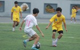 Chùm ảnh loạt trận 9h30 sáng 12-11