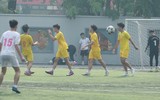 Chùm ảnh loạt trận 8h30 sáng 12-11
