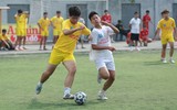 Chùm ảnh loạt trận 9h30 sáng 12-11