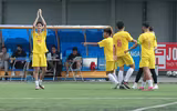 Chùm ảnh loạt trận 10h30 sáng 12-11