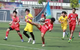 Chùm ảnh loạt trận 10h30 sáng 12-11