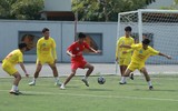 Chùm ảnh loạt trận 10h30 sáng 12-11