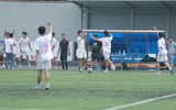 Chùm ảnh loạt trận 8h30 sáng 12-11