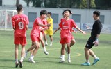 Chùm ảnh loạt trận 10h30 sáng 12-11