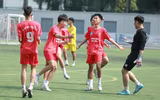 Chùm ảnh loạt trận 10h30 sáng 12-11