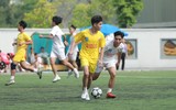Chùm ảnh loạt trận 9h30 sáng 12-11