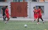 Chùm ảnh loạt trận 13h30 chiều 15-11