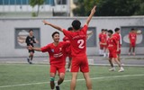 Chùm ảnh loạt trận 13h30 chiều 15-11
