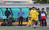 Chùm ảnh loạt trận 13h30 chiều 15-11
