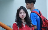 Những fan nữ 'đốn tim' khán giả ở vòng đấu bảng