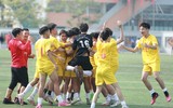Nghẹt thở thắng Vạn Xuân, THPT Lê Quý Đôn đoạt vé vào vòng 1/8