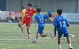 Đội nhì bảng Thực nghiệm gây sốc khi hạ đẹp THPT Nguyễn Huệ