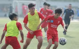 Tiền đạo về bắt gôn, THPT Xa La 'quật ngã' á quân Thạch Thất