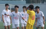 'Đọc' hồ sơ thành tích 16 đội bóng ở vòng 1/8