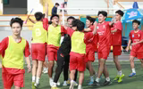 'Đọc' hồ sơ thành tích 16 đội bóng ở vòng 1/8