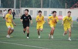 Nghẹt thở thắng THPT Trần Quốc Tuấn, trường FPT tiếp tục bay cao