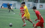Đương kim vô địch ngược dòng ngoạn mục vào bán kết