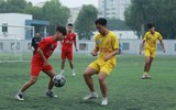 Đương kim vô địch ngược dòng ngoạn mục vào bán kết