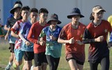 Nguyễn Thị Oanh và dàn sao điền kinh căng mình luyện tập cho Tiền Phong Marathon 2024
