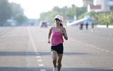 Nguyễn Thị Oanh và dàn sao điền kinh căng mình luyện tập cho Tiền Phong Marathon 2024