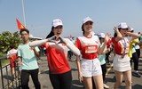 Hoa hậu Đỗ Thị Hà, Thanh Thủy khoe sải chân dài trên đường chạy Phú Yên