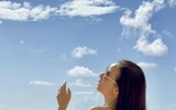 Nữ Chủ tịch Liên đoàn bóng đá Thái Lan khoe dáng ngọc dù đã U60