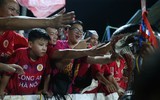 Chùm ảnh Công an Hà Nội FC cuồng nhiệt mừng danh hiệu Siêu cúp 
