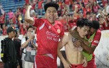 Chùm ảnh Công an Hà Nội FC cuồng nhiệt mừng danh hiệu Siêu cúp 
